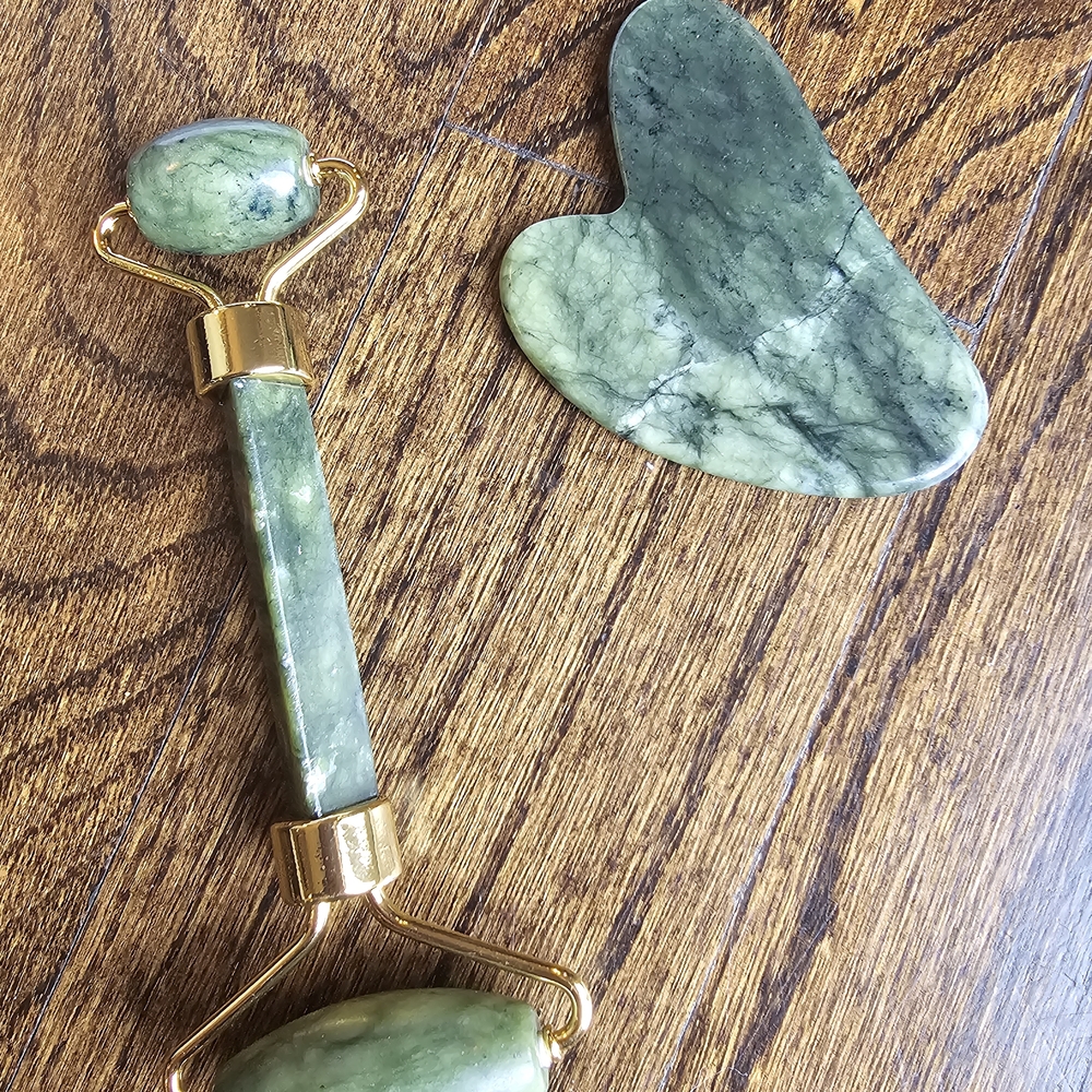 Green Jade Roller and Gua Sha Set